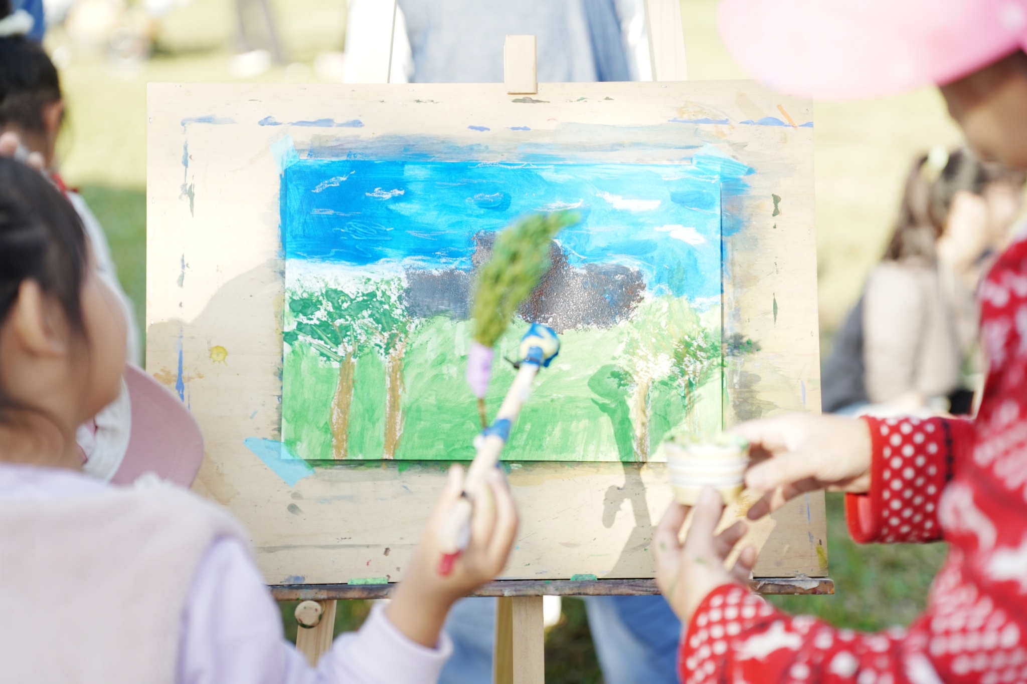 草地上的美術課-週末藝術活動